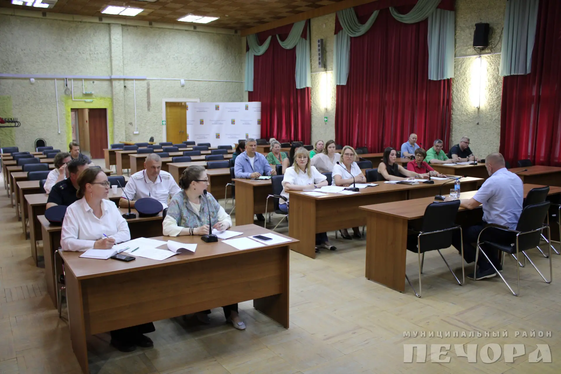 Под председательством главы муниципального района «Печора» – руководителя администрации Олега Шутова