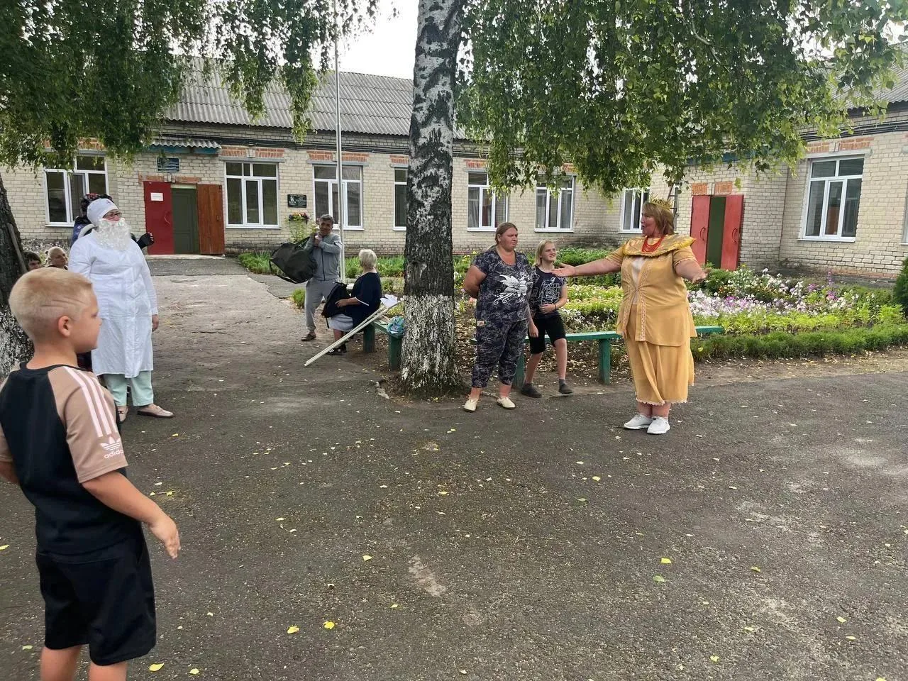Лето незаметно пролетело, и для учащихся 1-х и 9-х классов Большеохочевского филиала МК...