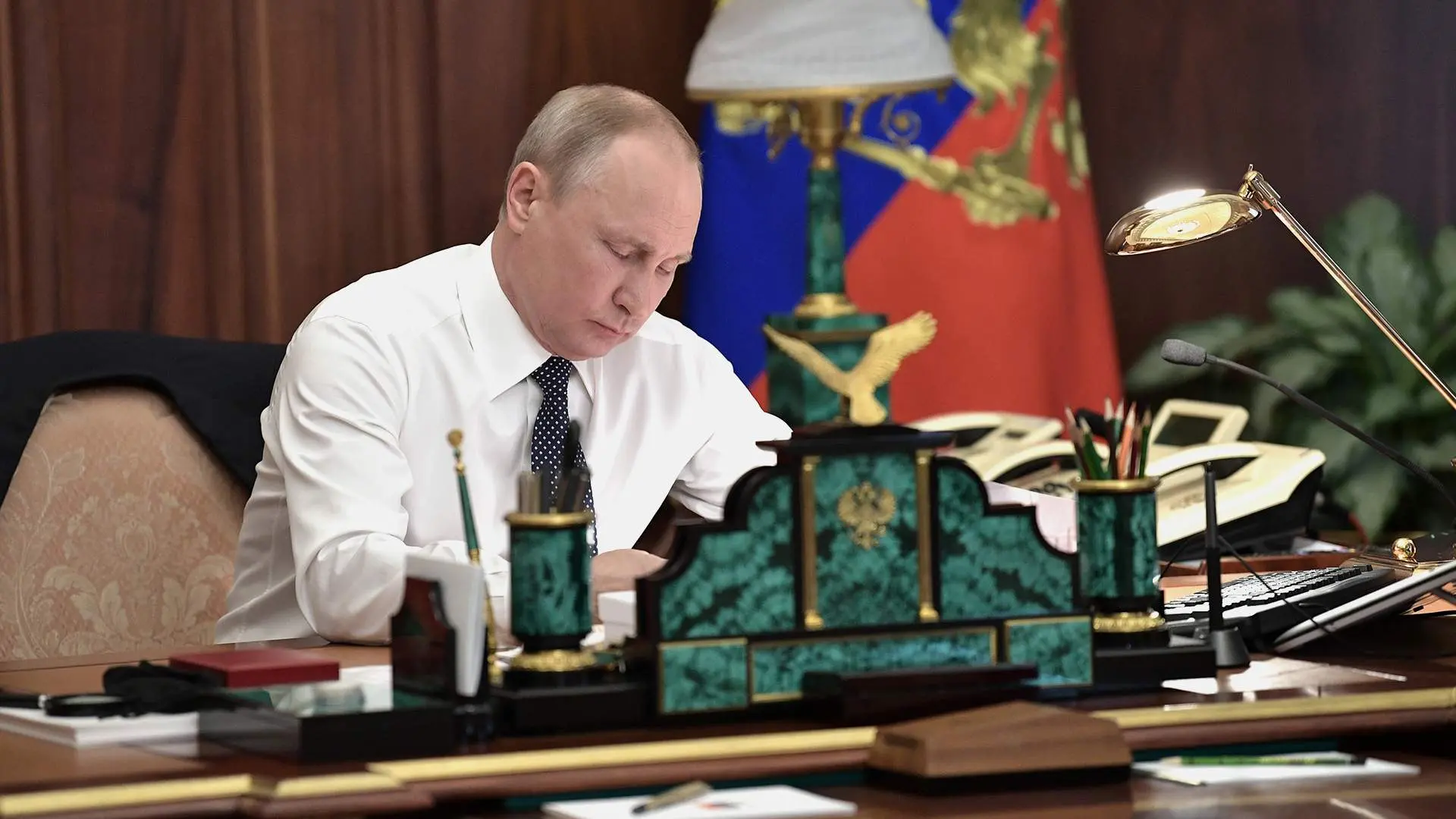 72,3% россиян доверяют Владимиру Путину — ВЦИОМ