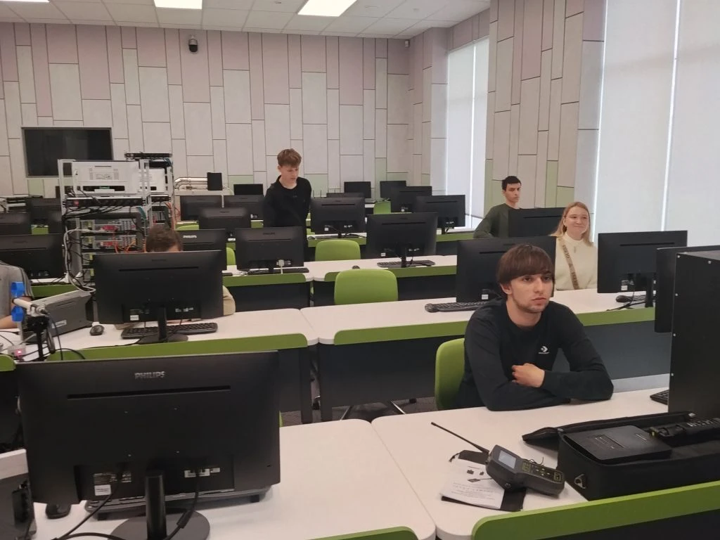 Сегодня прошло третье занятие по "Информационной безопасности" в ФГАУ "Военный инновационный технопо