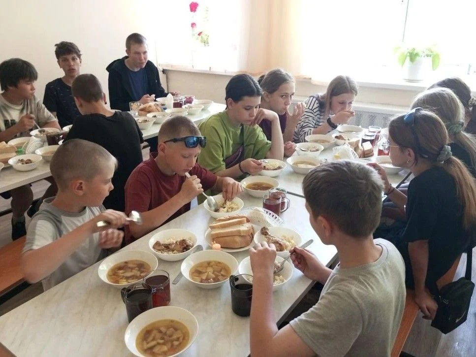 🌼Сегодня завершил свою работу летний пришкольный лагерь с дневным пребыванием "Салют". Мы подвелии 