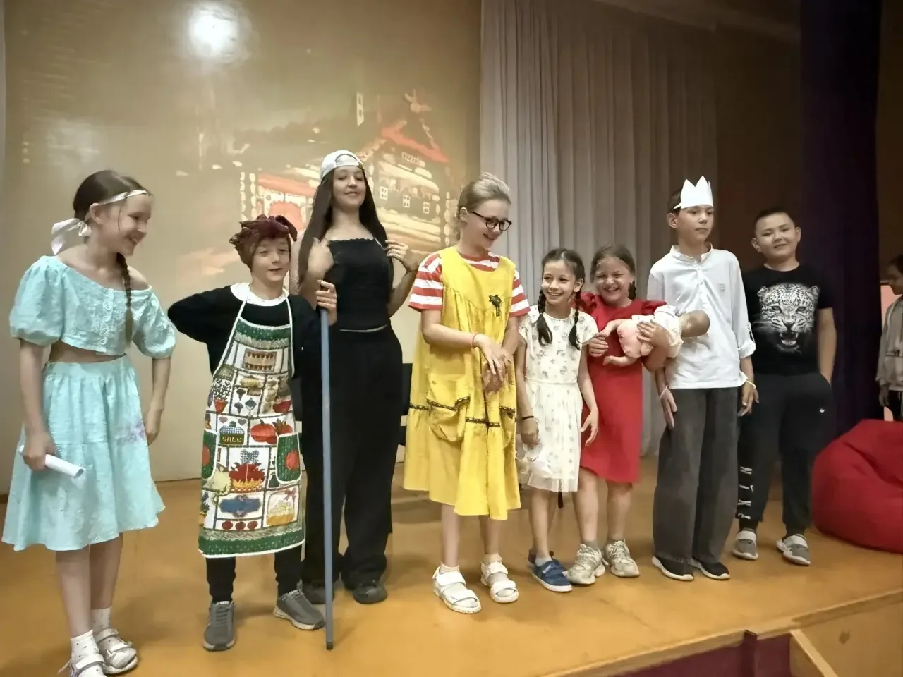 Сегодня, 19 июня, в нашем лагере «Солнышко» произошло настоящее чудо! Весь день был посвящен великом