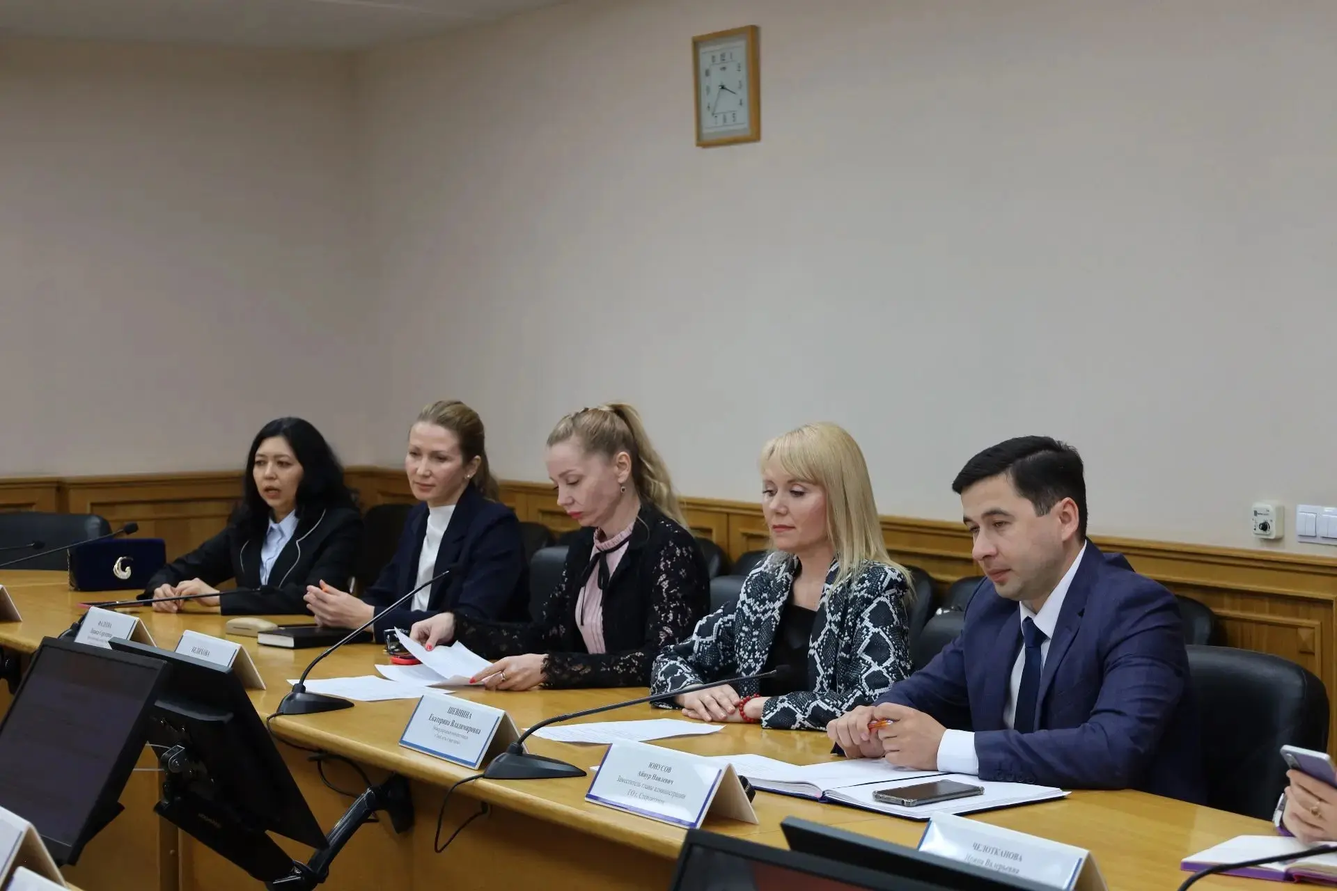 Сегодня на «креативной среде» мы рассмотрели два творческих проекта. Оба связаны с кино.  К нам обра