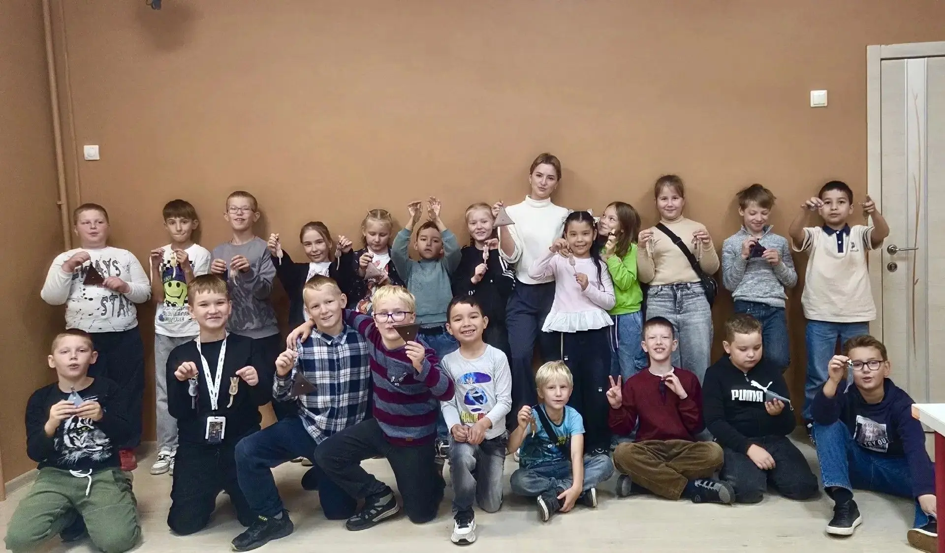 ✂️ Наши ученики из  3Г класса попробовали себя в роли настоящих мастеров!