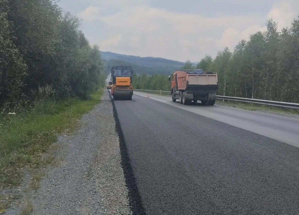 📍В Абзелиловском районе приступили к укладке асфальтобетонного покрытия на дороге Стерлитамак – Бел