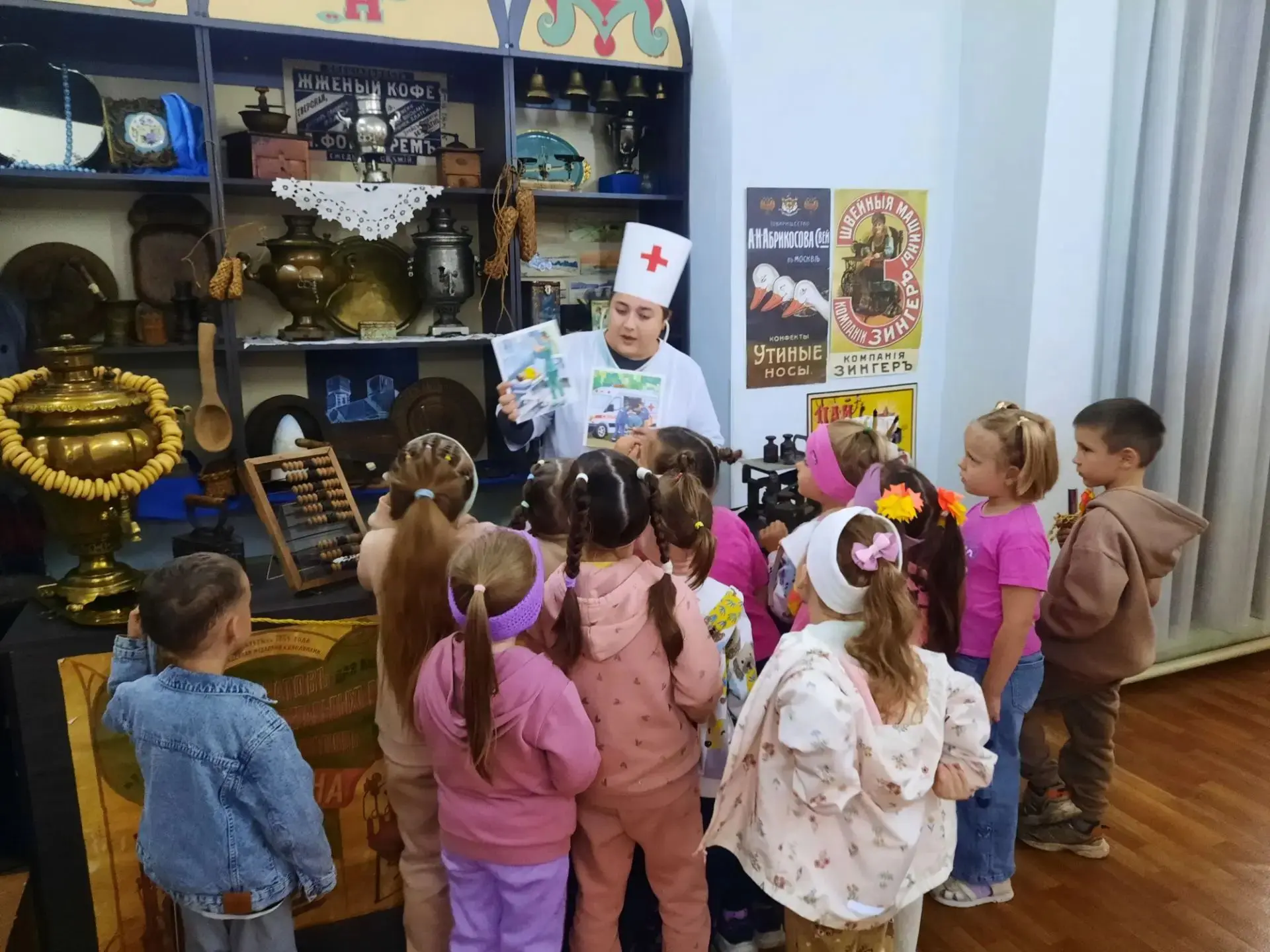 Сегодня самые старшие воспитанники детского сада - ребята группы "Непоседы" побывали в ...