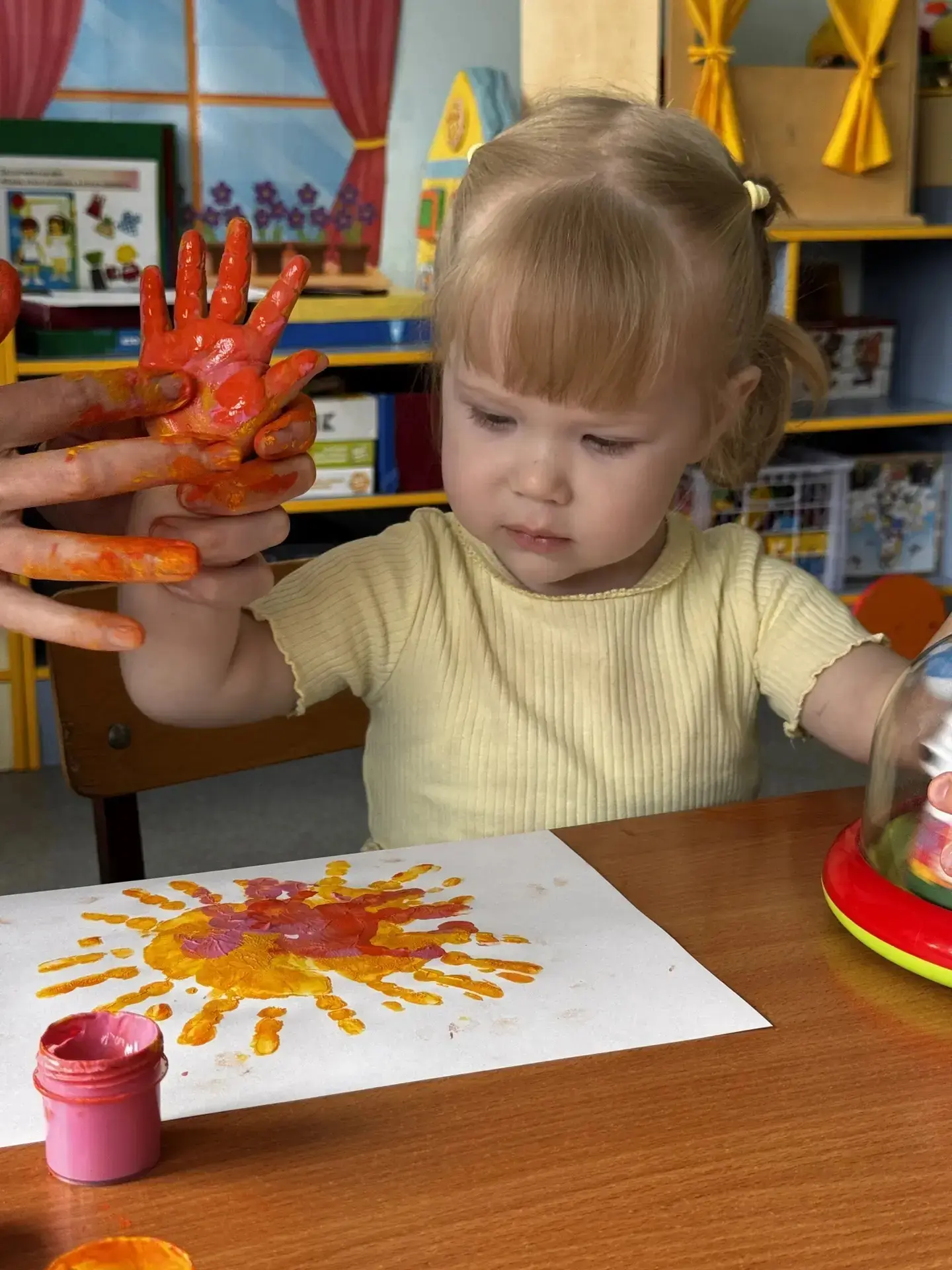 🎨 Весёлое рисование для детей группы раннего творчества «Солнечные ладошки»:
