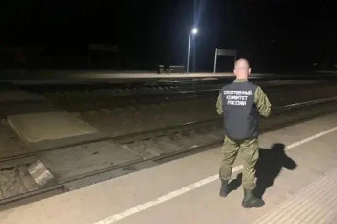 🚂 Поезд насмерть сбил подростка в Тимашевске

Вечером 19 июня на станции «Тимашевская» пассажирский