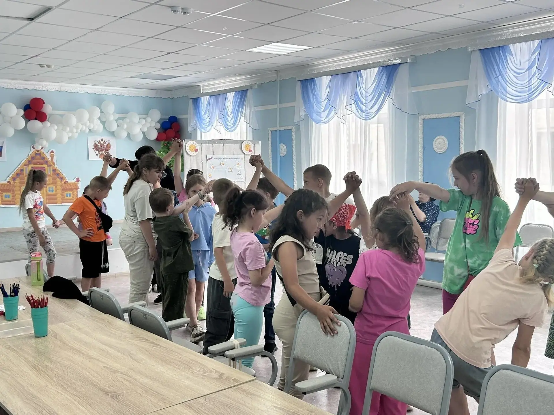 Праздничные приключения: как в лагере отметили День России
⁣
Этот день для воспитанников школьного л