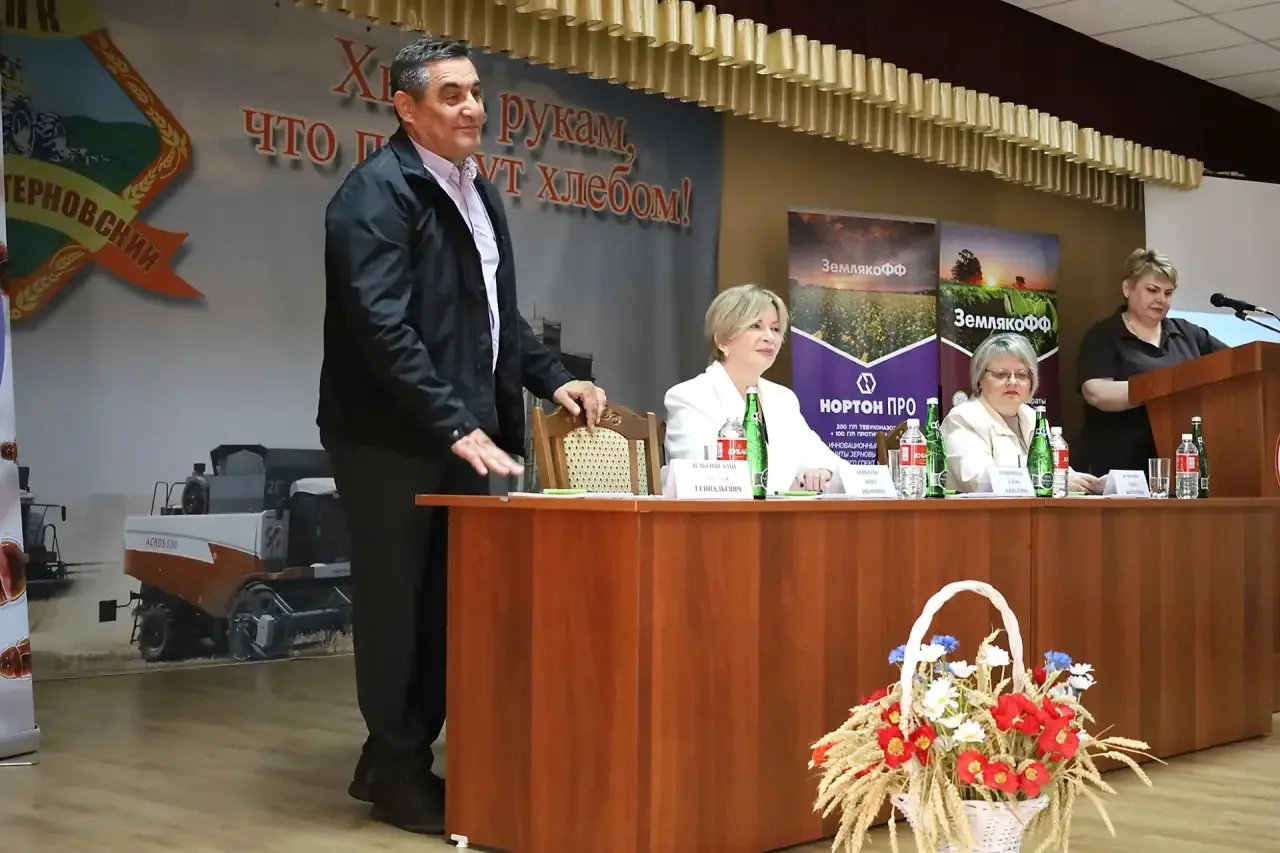 На базе сельскохозяйственного предприятия СПК «Колхоз «Терновский» состоялся краевой семинар на тему
