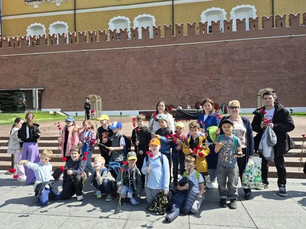 🚌 #Экскурсионныйэкспресс  15 мая наш 1 «Б» класс отправился в большое приключение — на самую главную