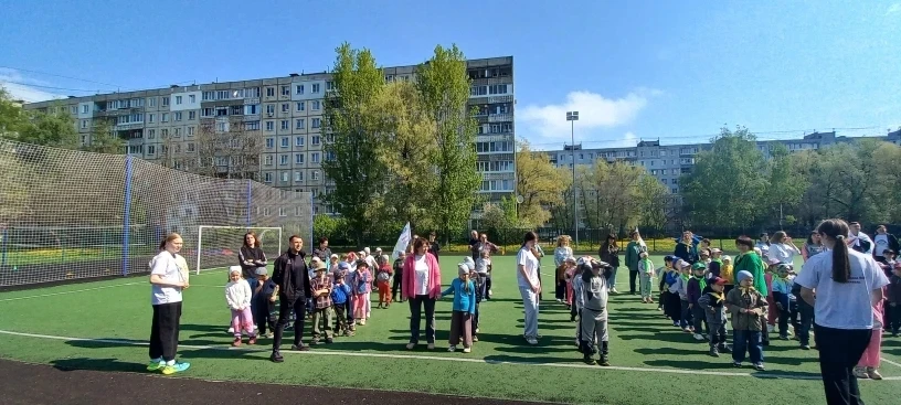 #ОК6Квант 🏅 14 мая на стадионе Центра образования — школа № 99 состоялся масштабный спортивный празд