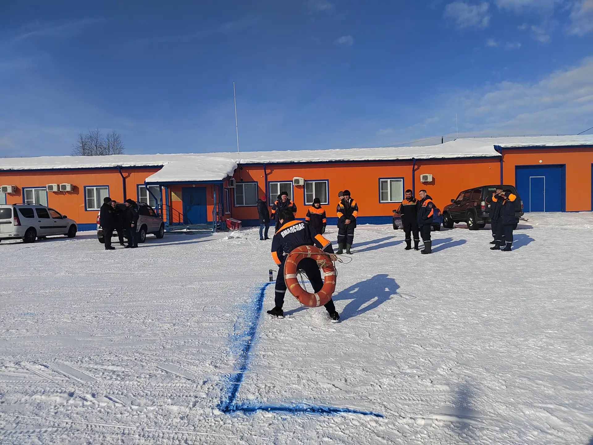 В Тарко-Сале определили лучшего спасателя-водолаза Ямала  На базе Таркосалинского поисково-спасатель