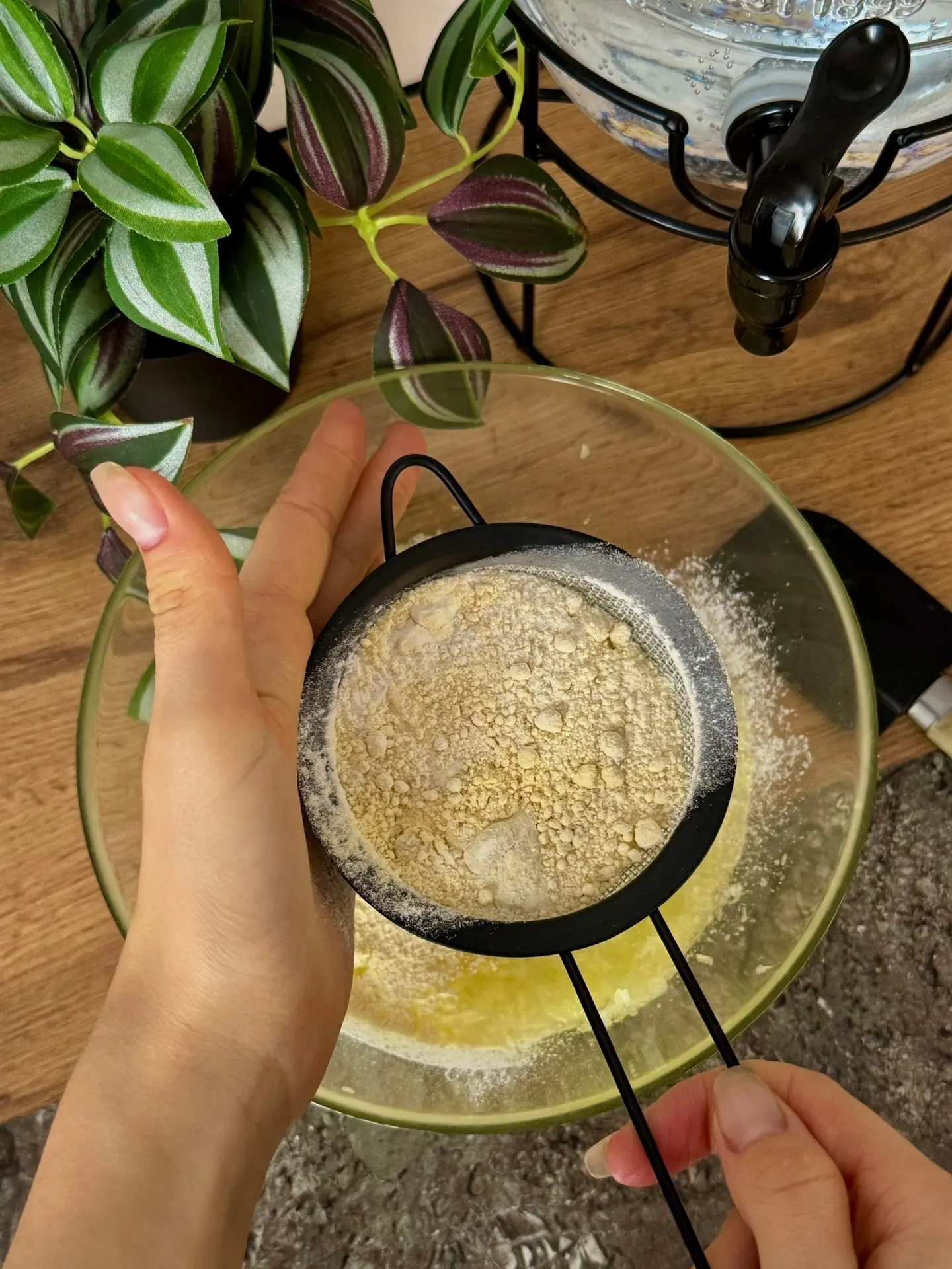 ВАФЛИ ИЗ ЦУКИНИ🧇  Если рецепт будете сохранять не забудьте оставить сердечко ♥️🥰  〰️Ингредиенты:  • 