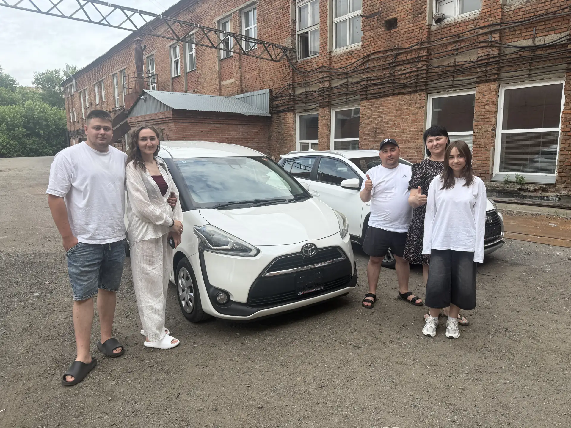 ВЫДАЕМ АВТОМОБИЛИ🥳🥳🥳