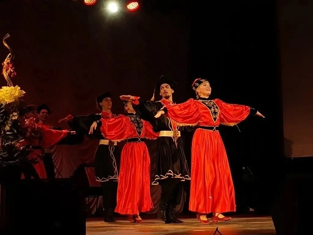 💪 Вместе мы — сила!  Год единства народов России продолжает нас объединять! 27 апреля в ЛОКИ им. К.Н