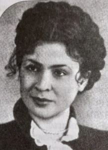 Бүген күренекле шагыйрә Роза Хәлиуллина туган көн (14.06.1931-15.01.2014)

Актанышым
Илгиз Закиров к