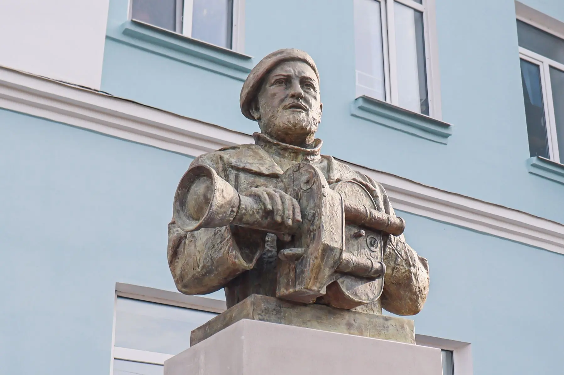 В Боготоле прошла торжественная церемония открытия памятника советскому кинорежиссёру и...