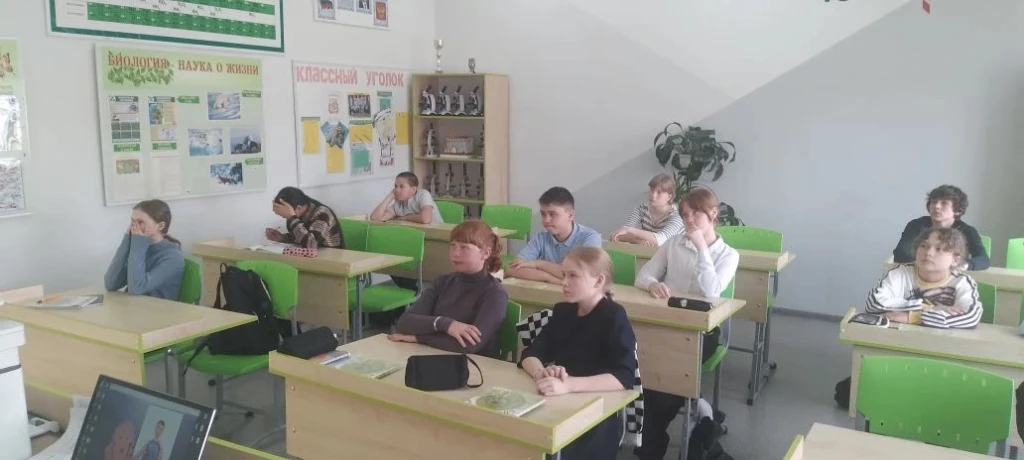 5 мая обучающиеся 6 класса вместе с учителем биологии Усаниной Л.Д. провели необычный у...