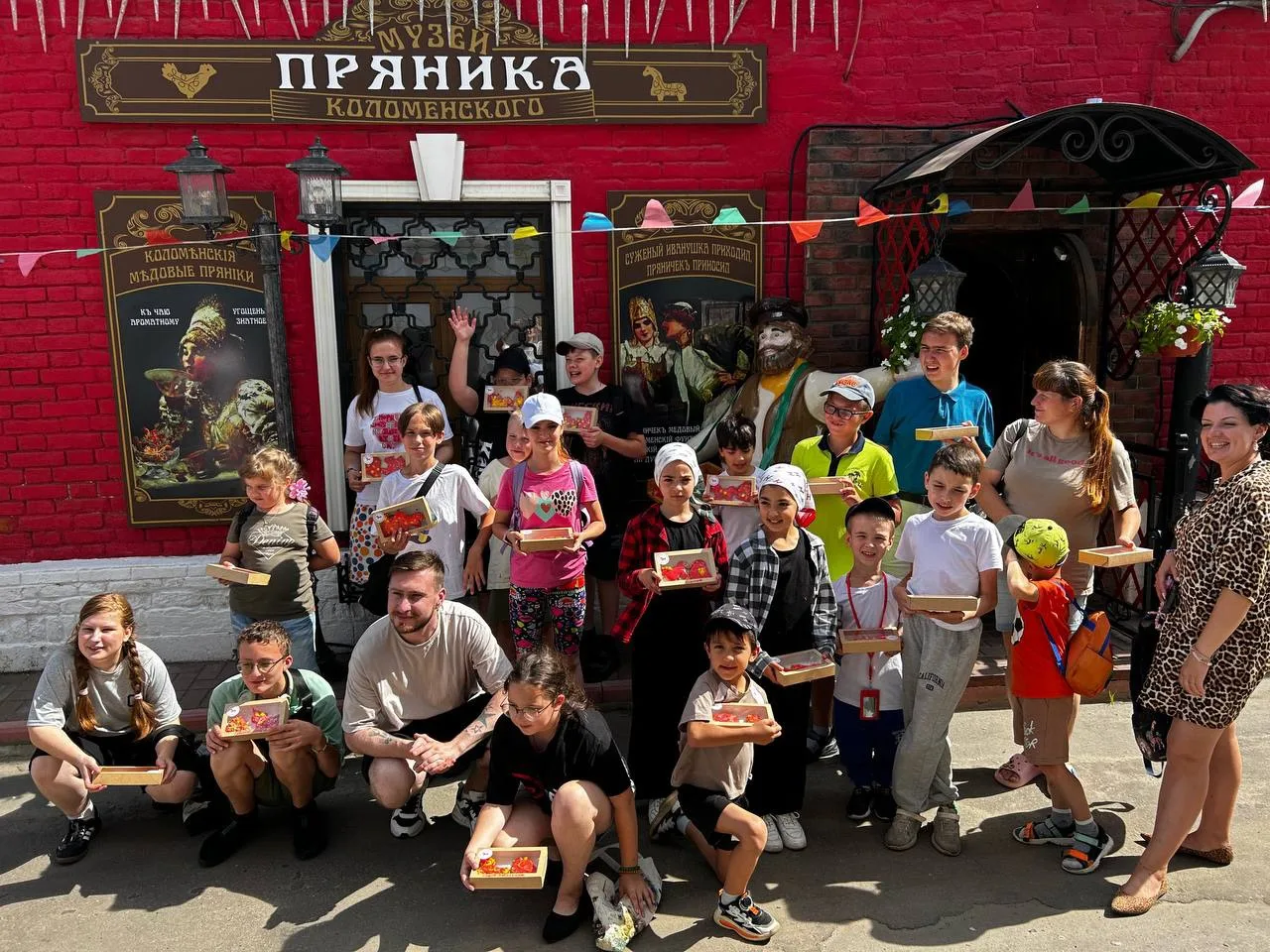 ТАЙНА КОЛОМЕНСКОГО ПРЯНИКА 
28 июля дети, посещающие летнюю оздоровительную площадку "Радуга" социал