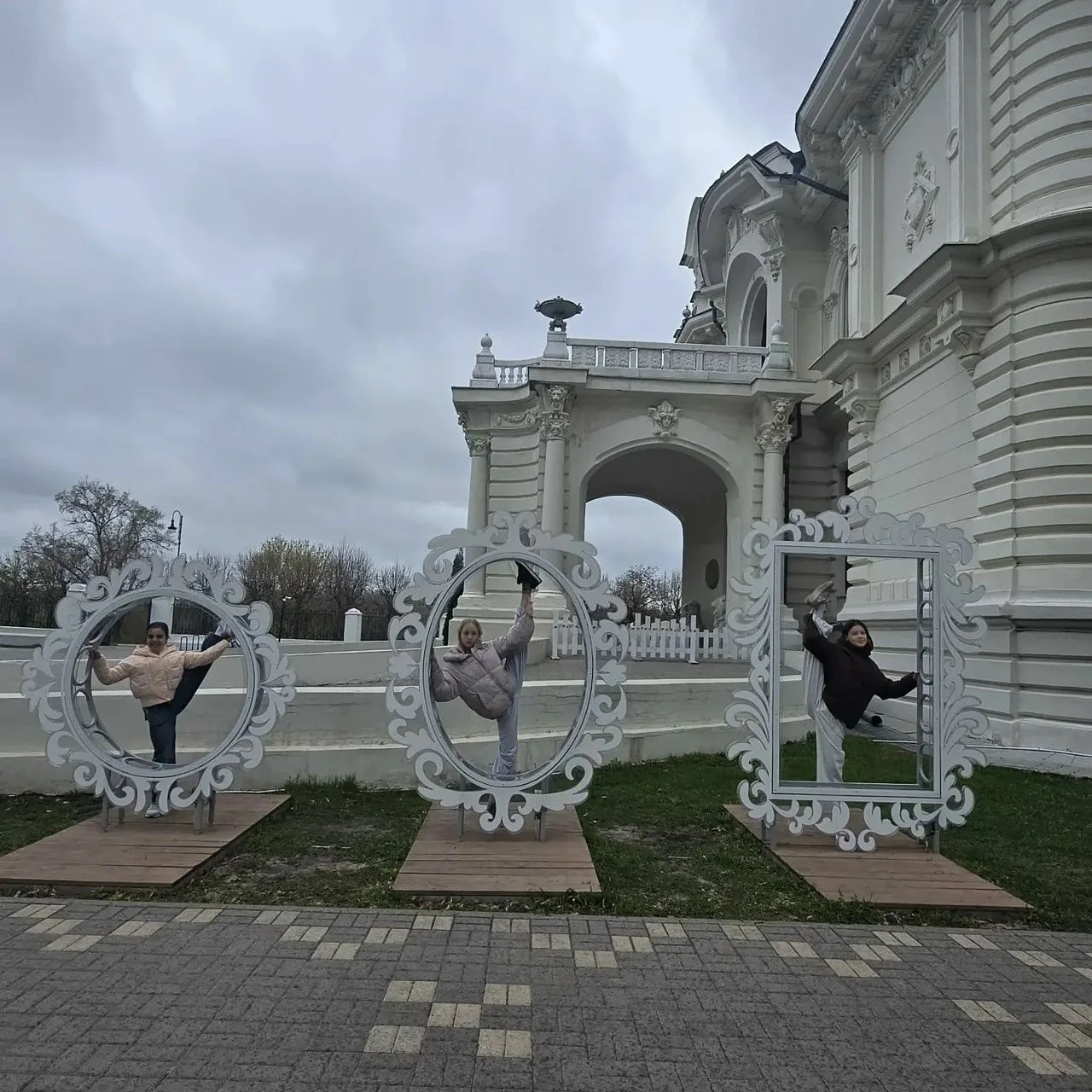 🌟 Выше только звёзды️ 🌟  На майских праздниках, наши гимнастки — Мария Мамаева и Арина Максименко — 
