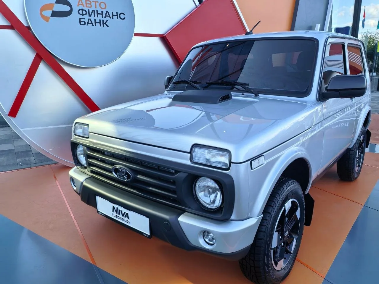 АвтоВАЗ показал Lada Niva Legend с новыми мотором 

Производитель заявил, что новинка сохранила «узн