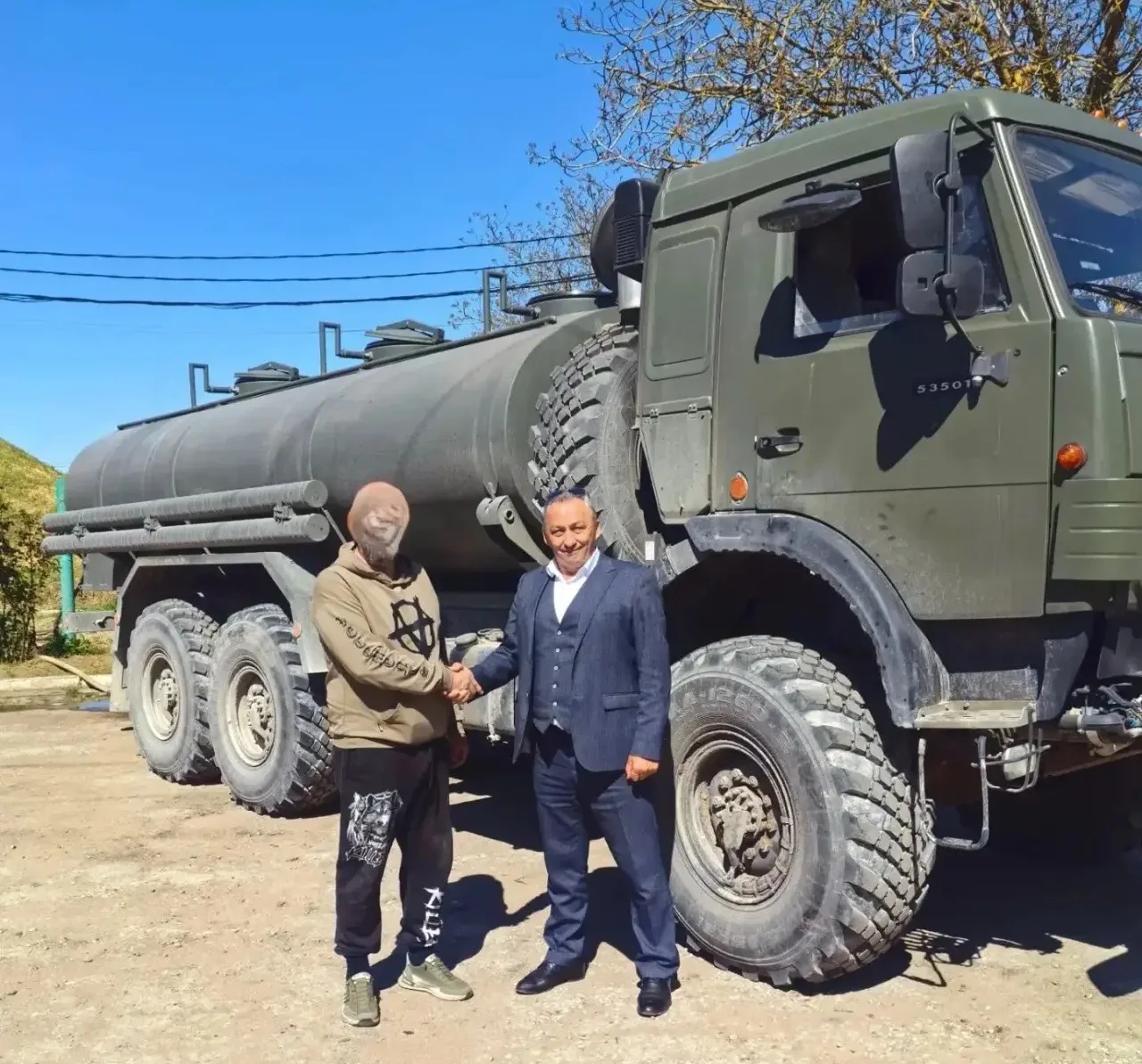 "Темрюк-Водоканал" передал более 2,5 млн. литров питьевой воды военнослужащим, участвую...