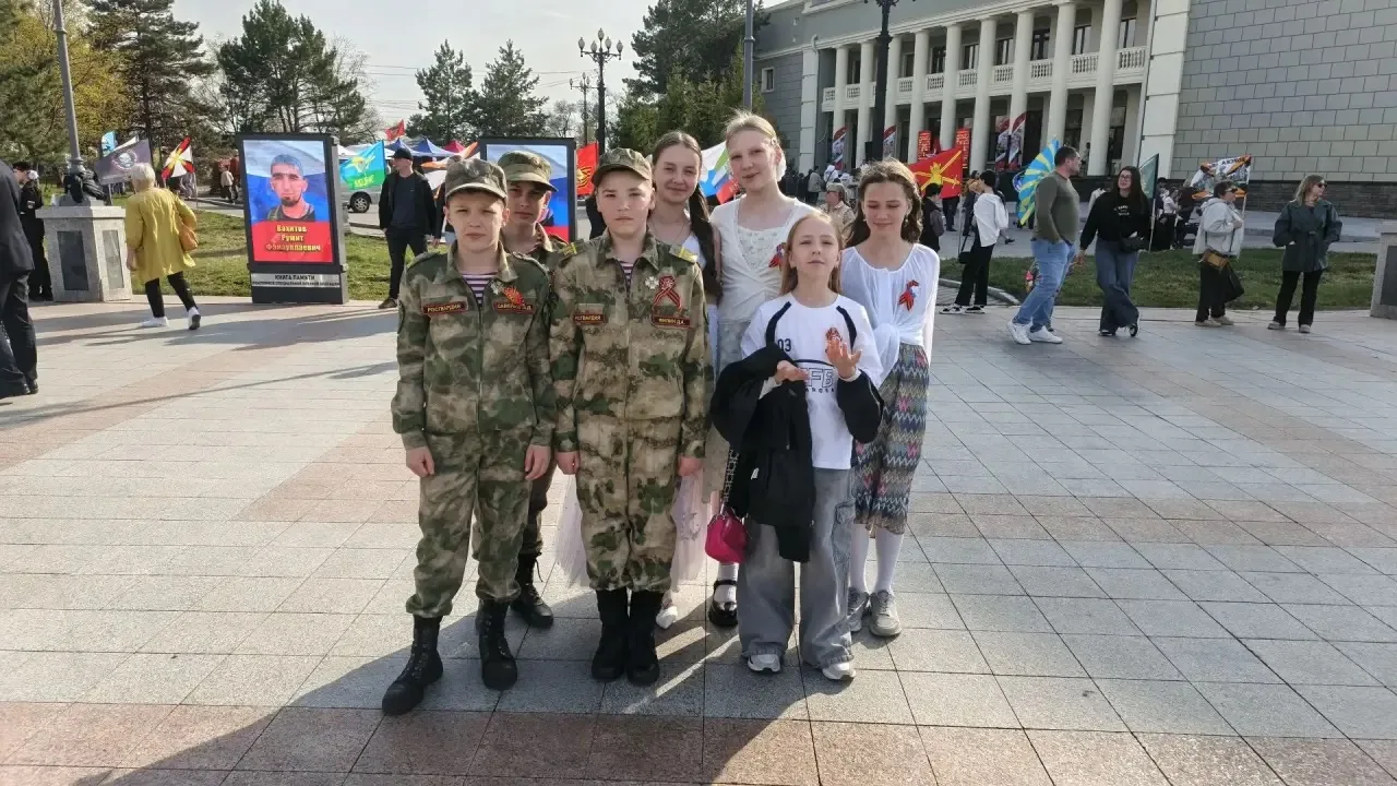 Сегодня на площади «Город Воинской славы» прошла танцевально-патриотическая акция «Дальневосточный в
