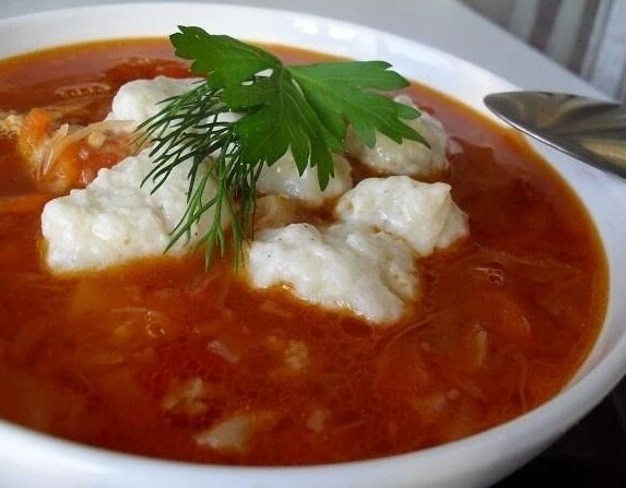 🥘 Борщ с клецками