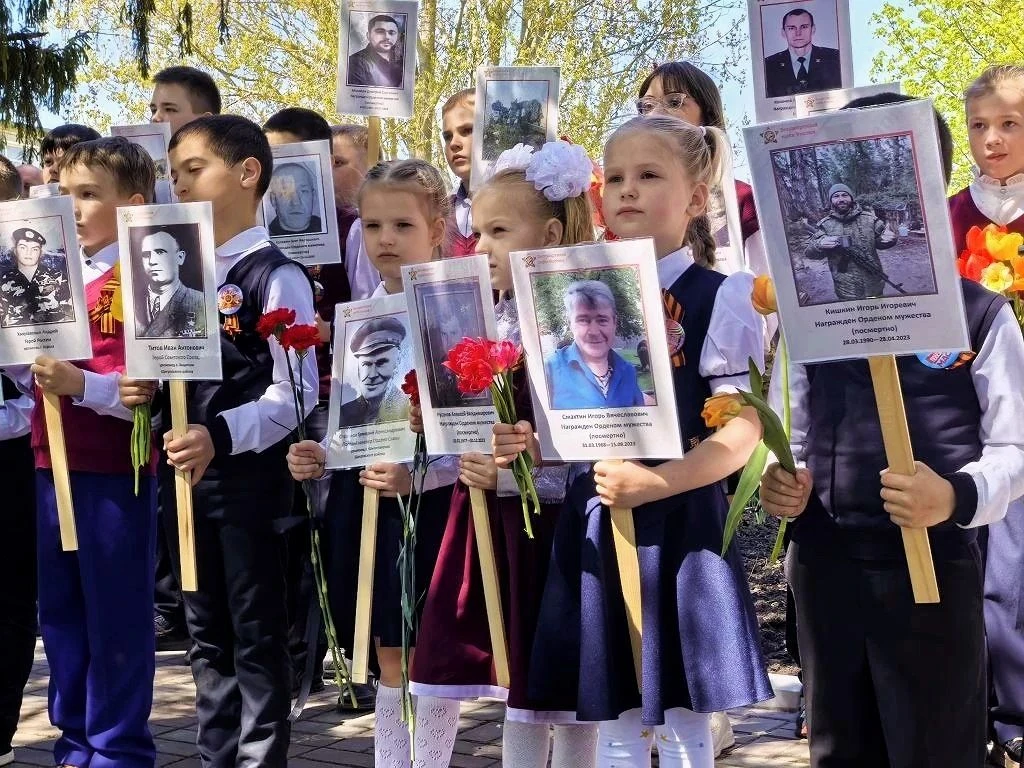 Сегодня наш район дышал историей. Громко, трепетно и по-настоящему. 🚩В Щигровском райо...