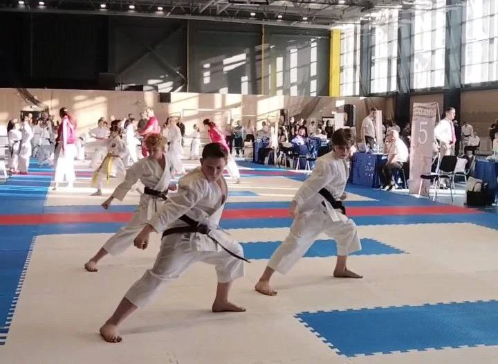 1️⃣5️⃣0️⃣0️⃣ причин для гордости  🥋 Поздравляем Дмитрия и Павла Ромашиных, учащихся 6 «Д» класса, с 