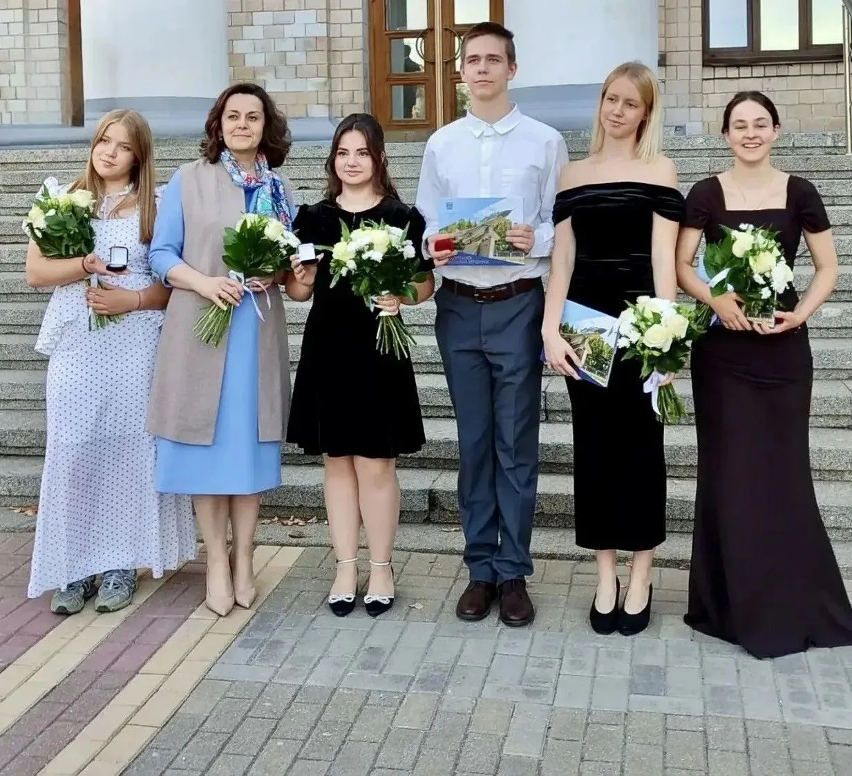 💫 Бал, который запомнится навсегда!