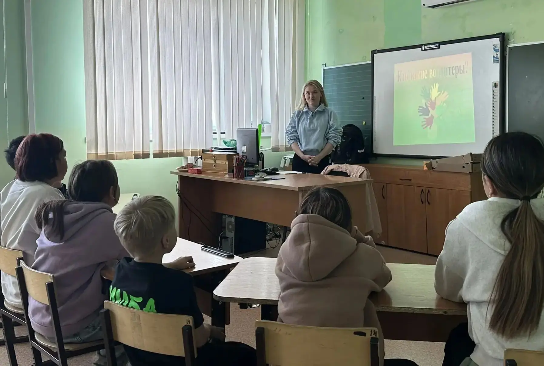 ✨День волонтёра в нашем лагере! 🤝💚

🔹Сегодня мы надели невидимые бейджики добровольцев и посвятил