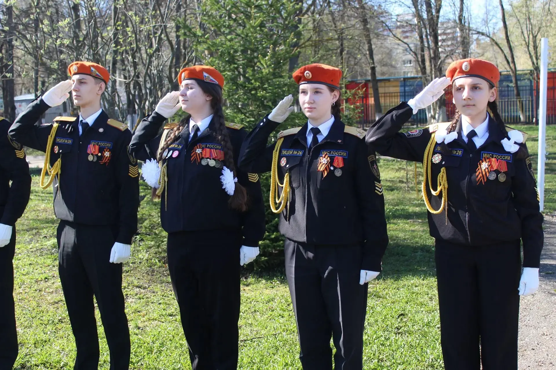 🇷🇺 Торжественная церемония поднятия Флага и исполнения Гимна Российской Федерации 🇷🇺  🕊️4 мая 2026 г