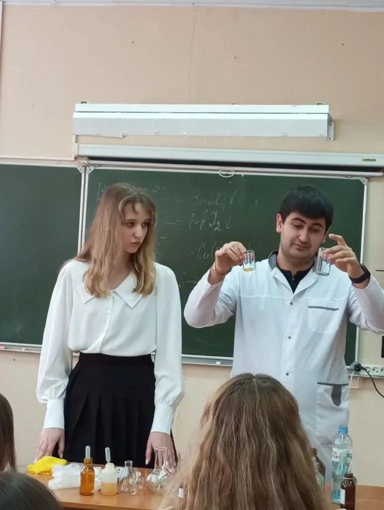 Профориентационное мероприятие с Владимирским филиалом ПИМУ  🌟На базе нашей школы прошло профориента