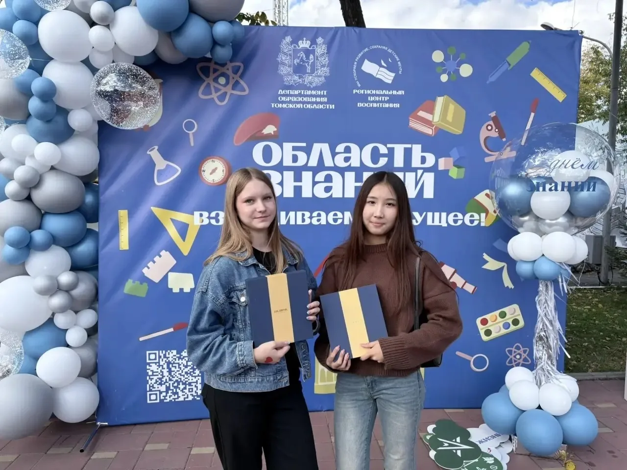 🎉 День знаний в Горсаду: наши активистки покорили 40 станций!*🎉