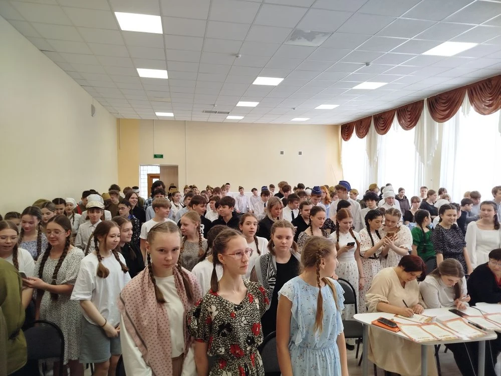 Сегодняшний день в нашей гимназии выдался по-настоящему жарким.💥  Настоящий накал страстей кипел в с