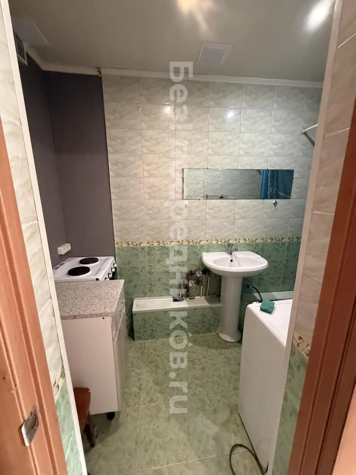 Сдам без посредников: студия, 15м² Цена: 15000 Адрес: Барнаул, Железнодорожный р-н, Привокзальная 5а