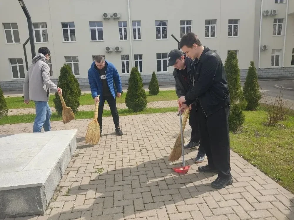 🌷Весенний субботник: чистота, порядок и отличное настроение!