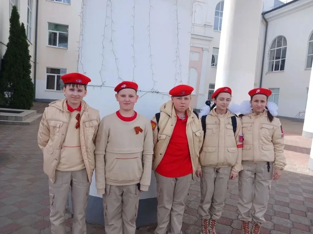 🎗️Сегодня вместе с ребятами побывали на собрании клуба «Ты помнишь, товарищ!» в Химволокно.  Меропри
