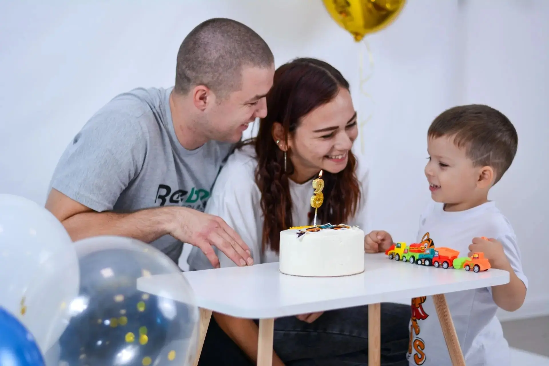 8 июля мы отмечаем замечательный, светлый праздник — День семьи, любви и верности! В его основе — ув