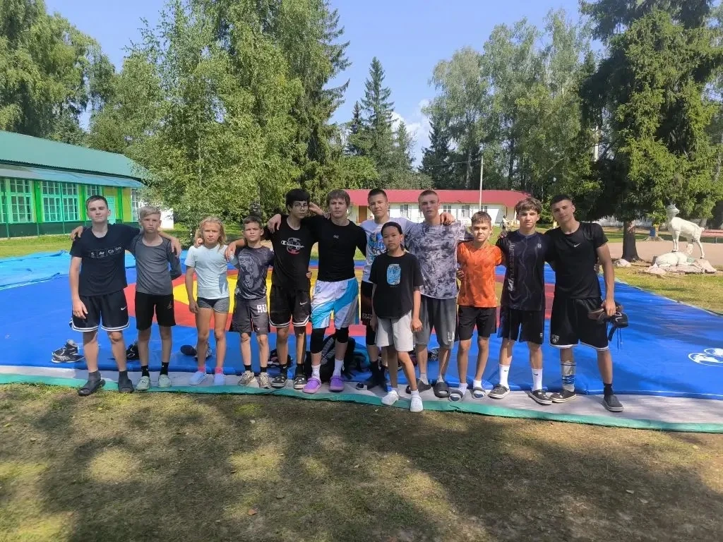 С 19 июля по 8  августа сборная команда по спортивной борьбе под руководством тренера с...