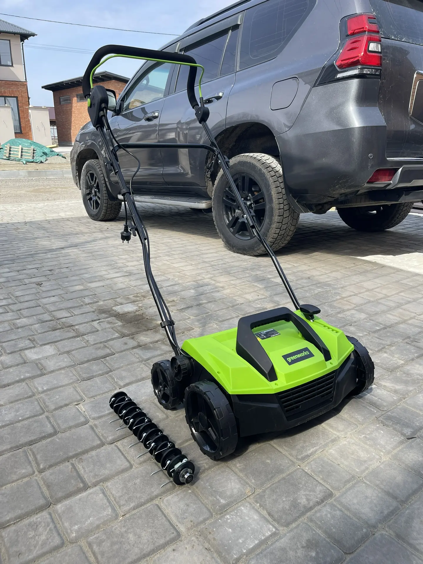 Наша коллекция пополнилось аэратором – скарификатор фирмы GreenWorks.