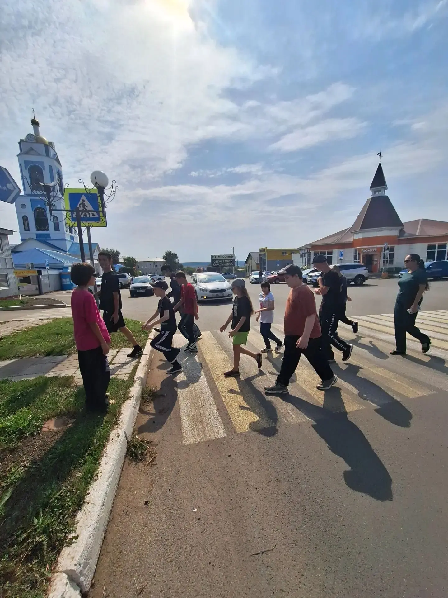 При современных скоростях движения автомобилей,общественного транспорта  большинство до...