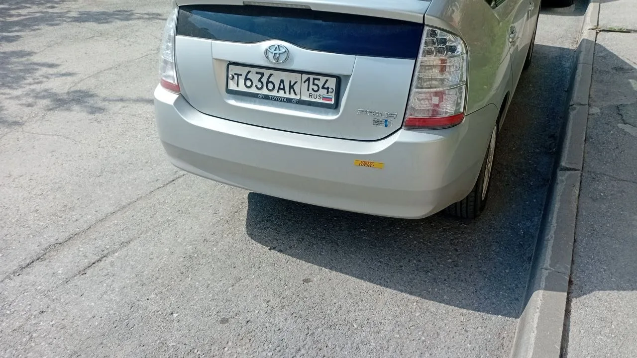 Уберите пожалуйста авто. Мешают разгрузке!