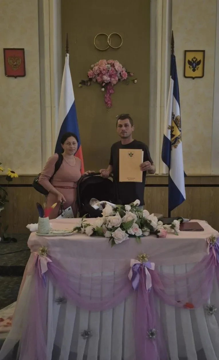 В семье — четвёртое чудо!

11 июня в Геническом районном отделе ЗАГС прошла торжественная церемония 