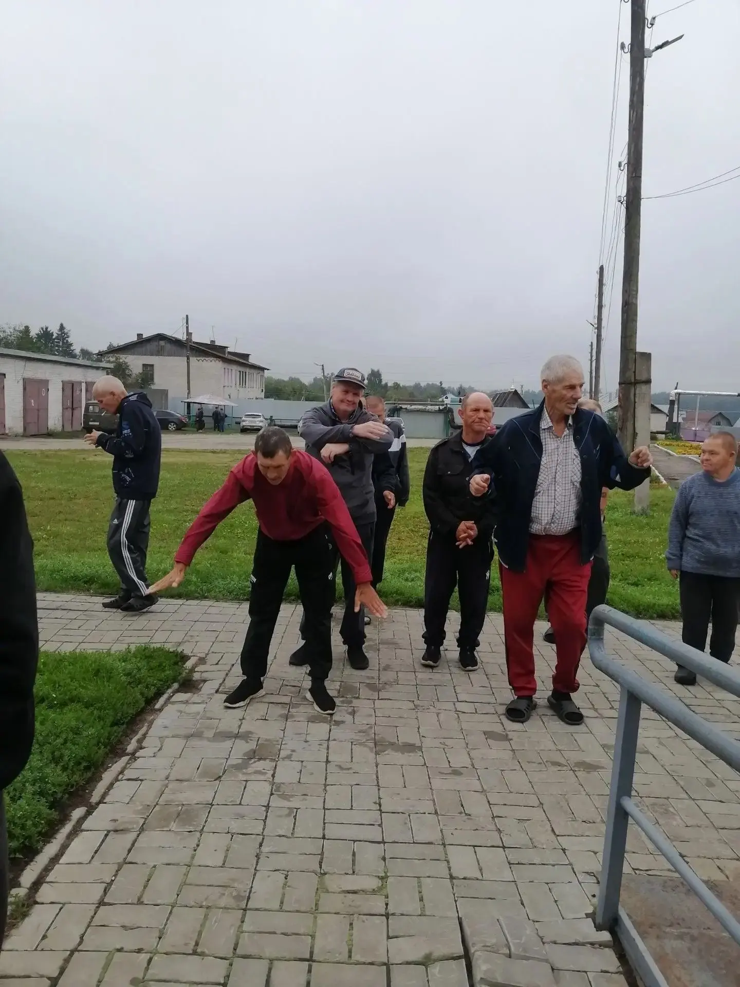 Утро начинаем с зарядки!