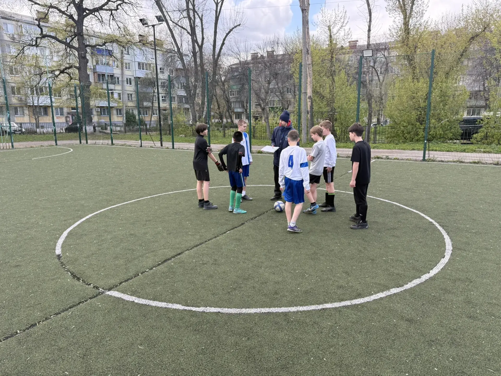 🥇 Наши ребята — победители!  С гордостью сообщаем, что команда футболистов 2012–2013 года рождения з