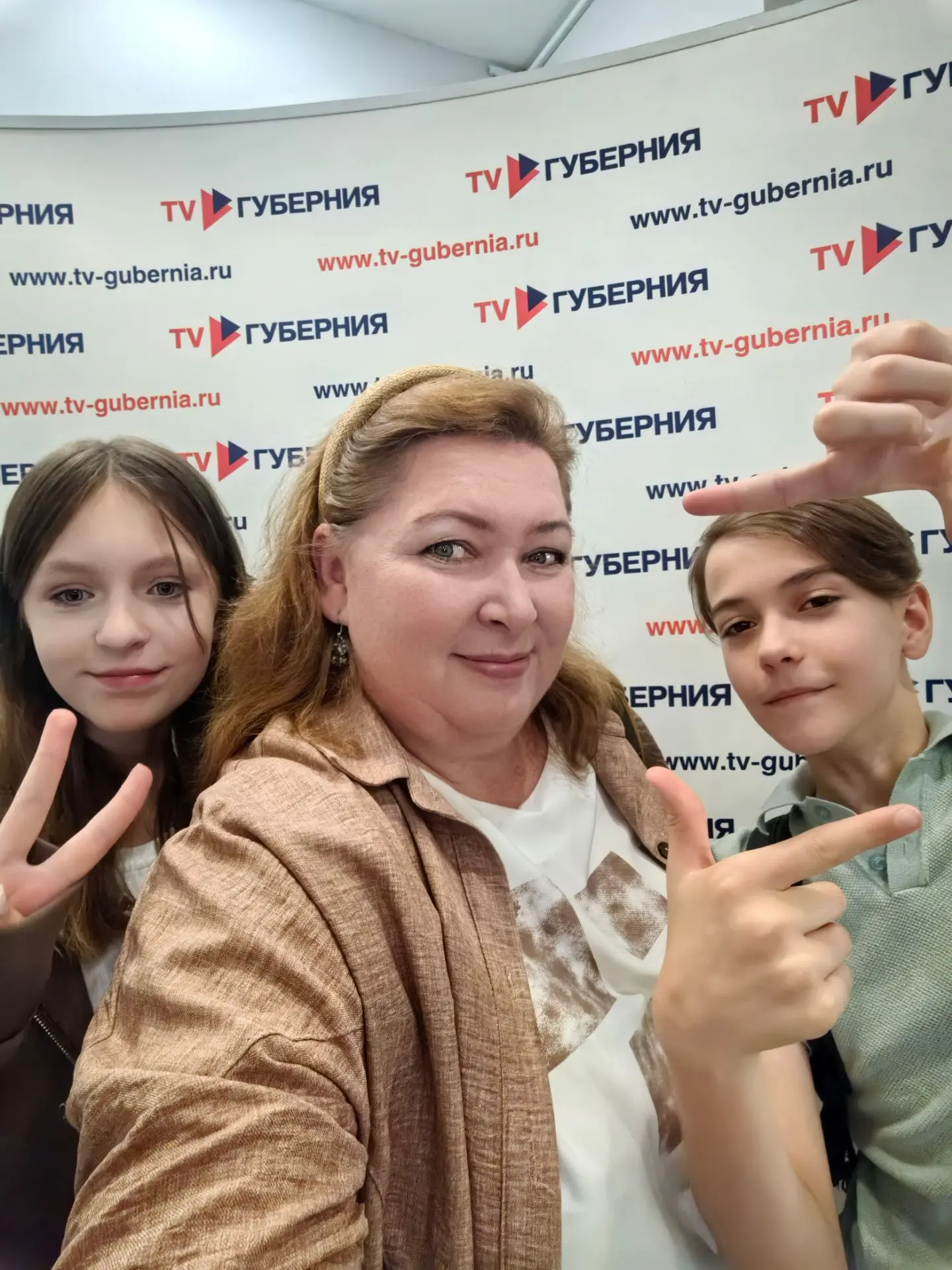 В преддверии дня кино Детскую киностудию "Качели" пригласили на ТV "Губерния" принять у...