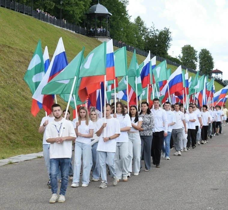 Праздник молодости и достижений в Кинешме

27 июня в г. Кинешма состоялись яркие праздничные меропри